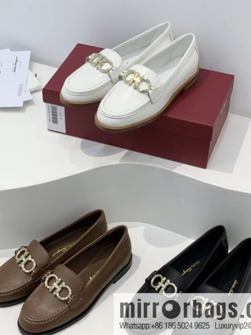 Salvatore Ferragamo ✔️ new products! Ferragamo Gancini double-sided buckle loafers single shoes