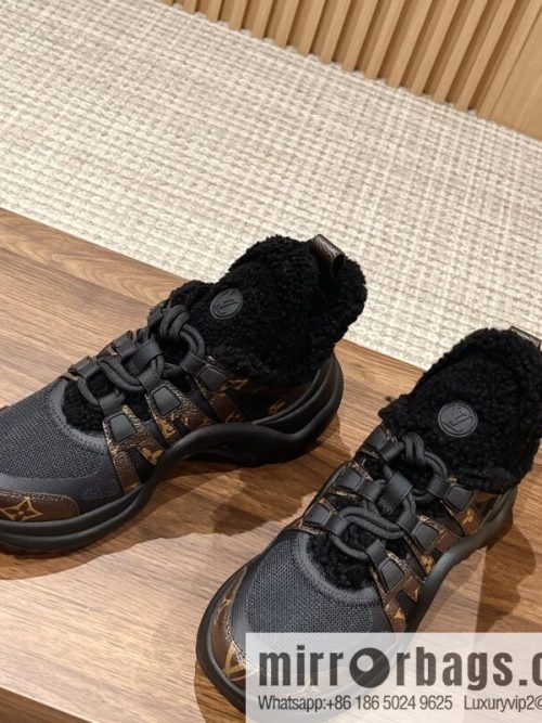 LV/Louis Vuitton donkey brand official website leisure sports dad shoes