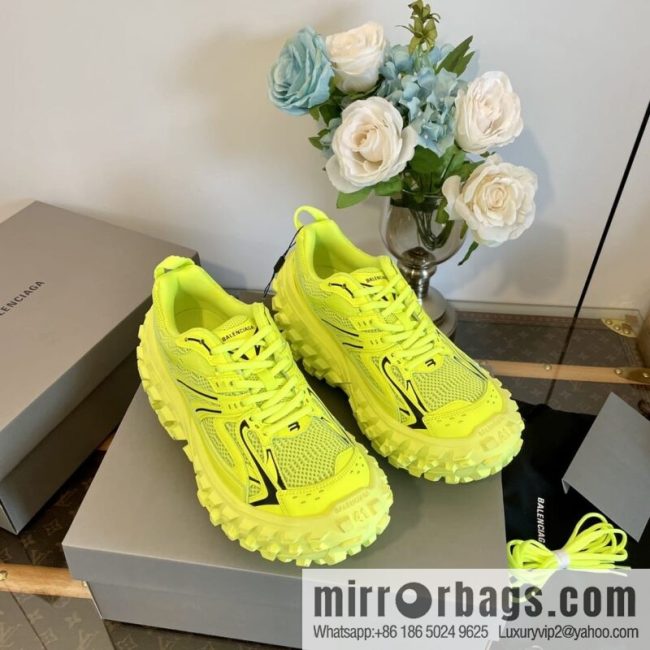 𝐁𝐚𝐥𝐞𝐧𝐜𝐢𝐚𝐠𝐚 Defender Balenciaga Vintage Tire Shoes