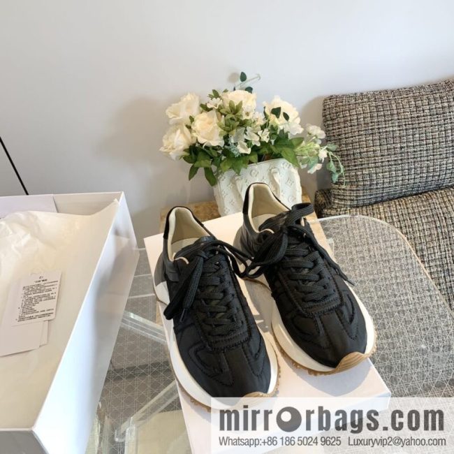 𝐌𝐚𝐢𝐬𝐨𝐧𝐌𝐚𝐫𝐠𝐢𝐞𝐥𝐚 Margiela New German Training, Dad Shoes