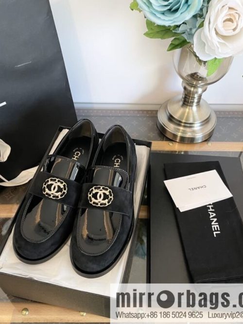 Chanel | Xiaoxiang badge rhinestone loafers
