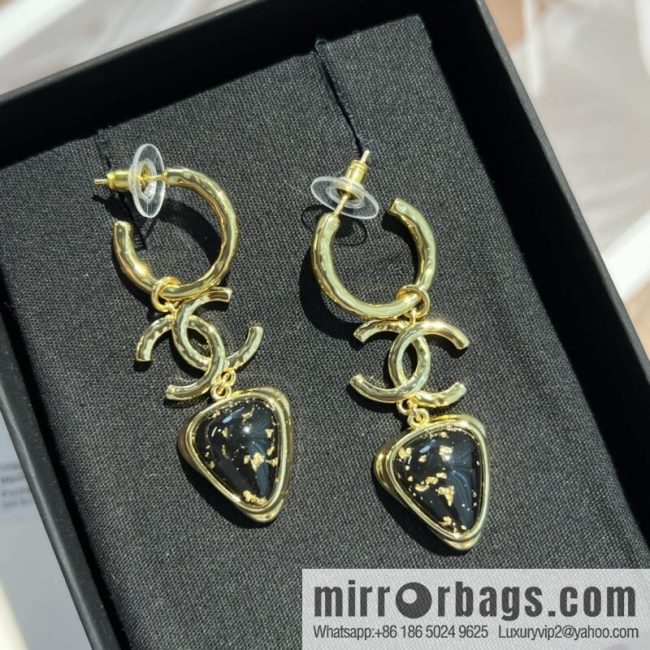 New ☑️ CHANEL Chanel c3 double c gold stud earrings