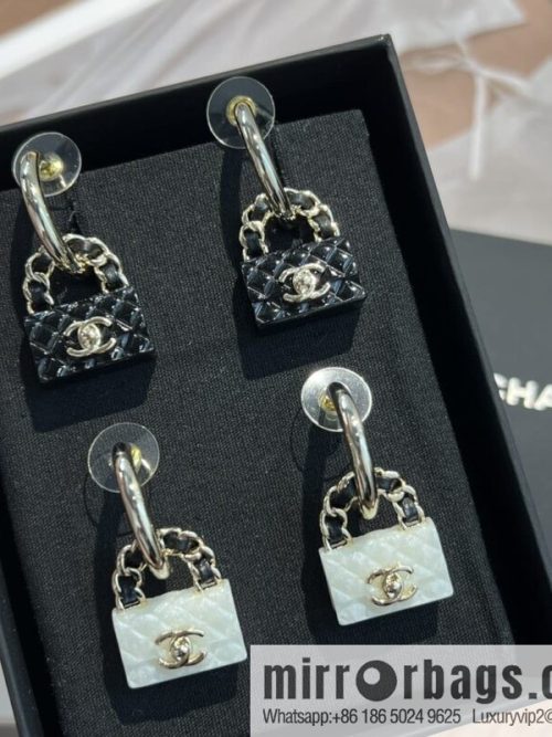 New ☑️ CHANEL Chanel c2 double c lock bag stud earrings