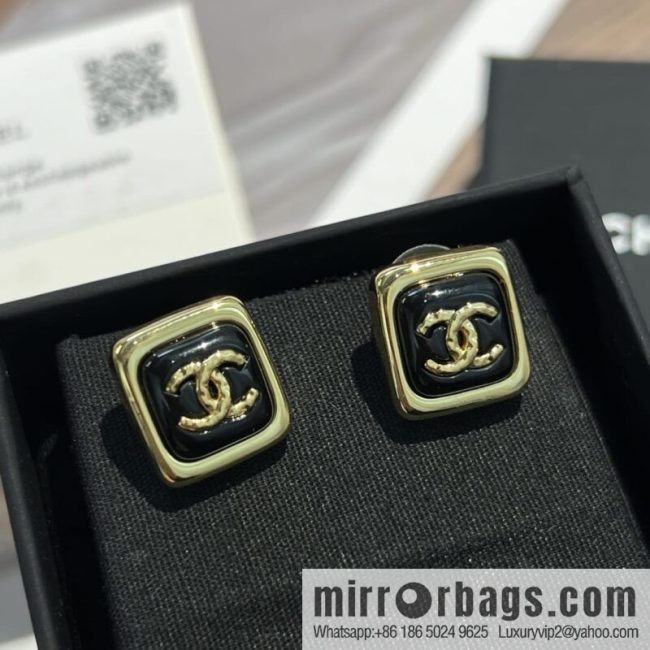 New ☑️ CHANEL Chanel c1 double c square stud earrings - Image 3
