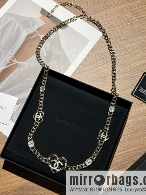 New ☑️ CHANEL Chanel double c peach heart love waist belt waist chain necklace