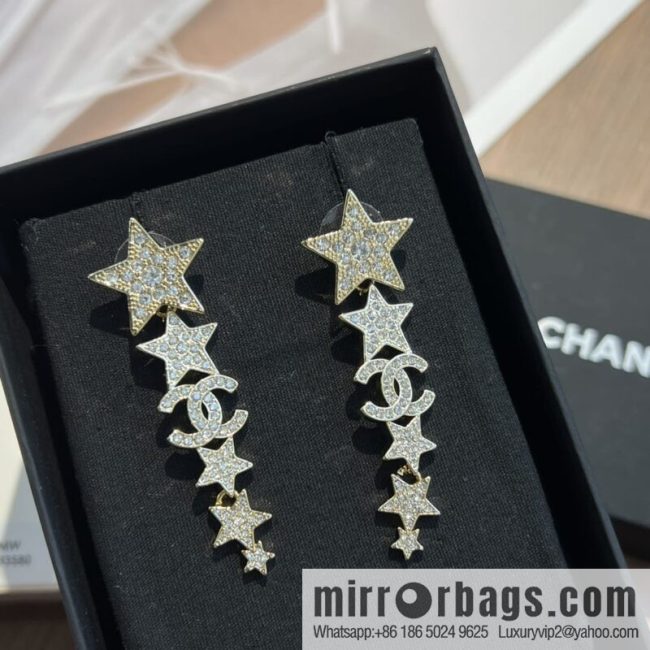New ☑️ CHANEL Chanel double c gold pentagram ⭐ stars, stud earrings