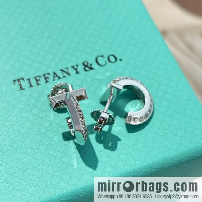 New ☑️ Tiffany & Co. Tiffany & Co. T1 round earrings - Image 2