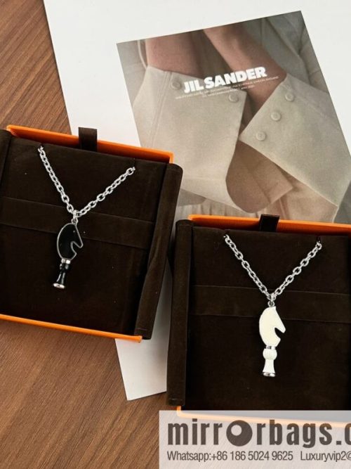 Hermès Cavalier horse head, chess necklace