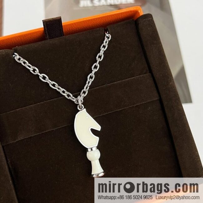 Hermès Cavalier horse head, chess necklace - Image 2