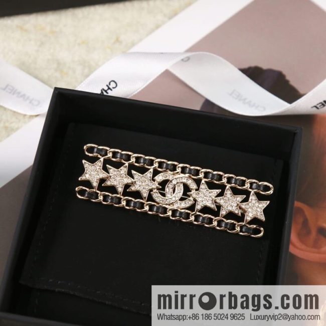 New ☑️ CHANEL Chanel full diamond double c star black leather rope brooch