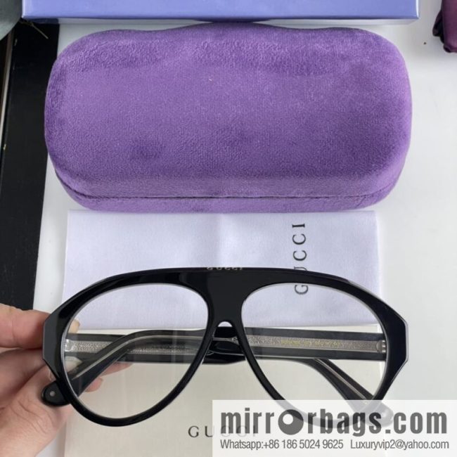 GUCCI Gucci Classic Unisex Sunglasses - Image 6