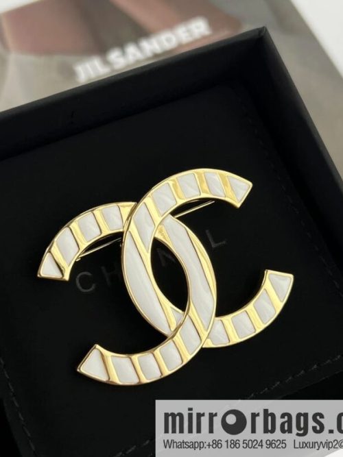 New ☑️ Chanel double c white stripe brooch
