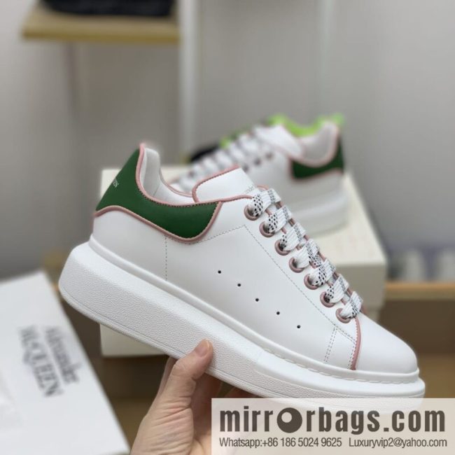 Alexander McQueen MQ dark green leather tail Unisex sneakers