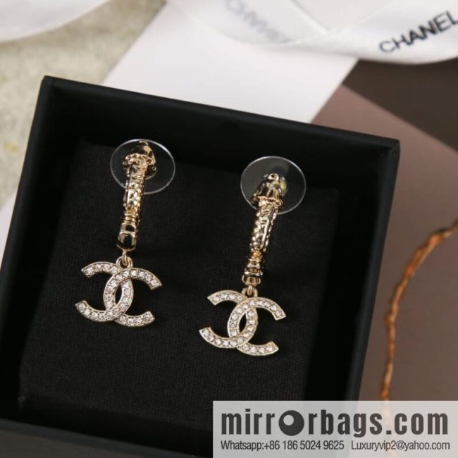 New ☑️ CHANEL Chanel c2 double c stud earrings