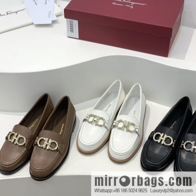 SF ✔️ salvatore Ferragamo ✔️ new products! Ferragamo Gancini double-sided buckle loafers shoes