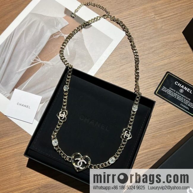 New ☑️ CHANEL Chanel double c peach heart love waist belt waist chain necklace