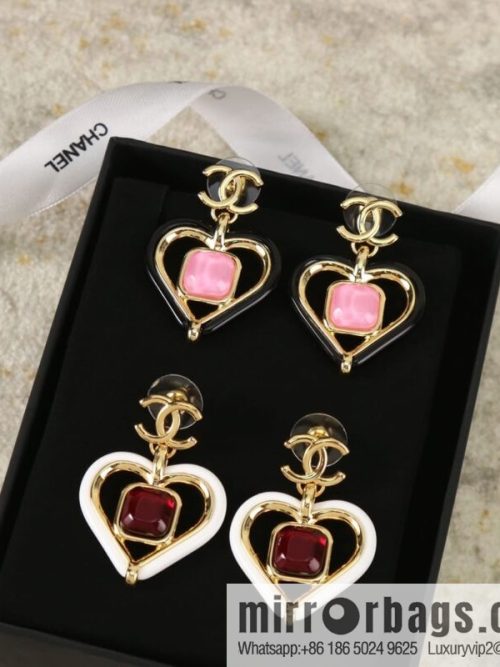 New ☑️ CHANEL Chanel c2 double c peach heart love stud earrings