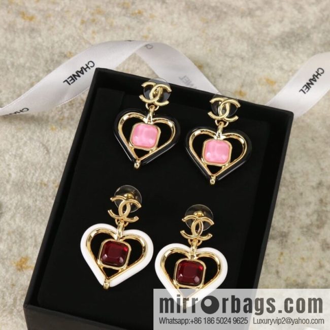 New ☑️ CHANEL Chanel c2 double c peach heart love stud earrings