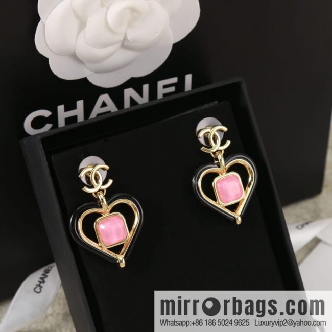 New ☑️ CHANEL Chanel c2 double c peach heart love stud earrings - Image 2