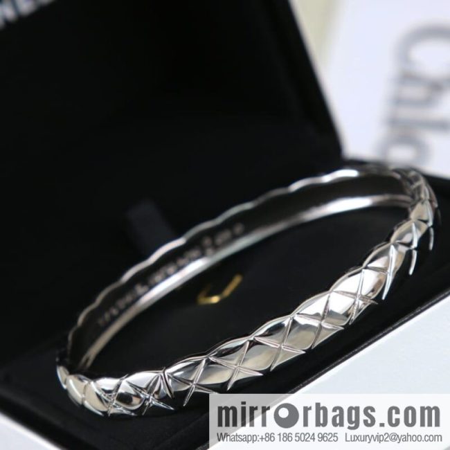 New ☑️ CHANEL Chanel coco crush series rhombus bracelet bracelet - Image 2