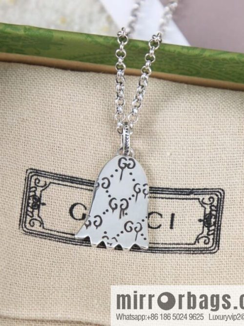 New Gucci Gucci Ghost 👻 necklace