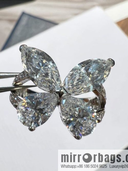 GRAFF Butterfly Horse Eye Diamond Ring