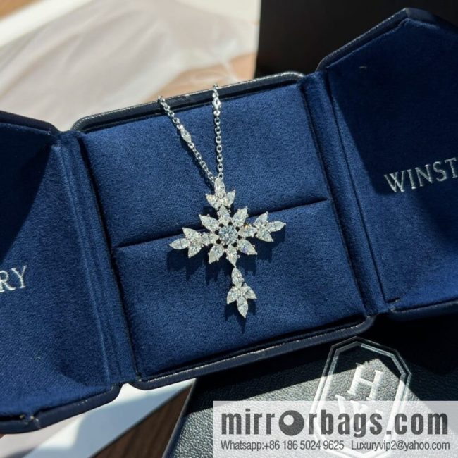 HARRY WINSTON HW Harry Winston cross Cross necklace - Image 4