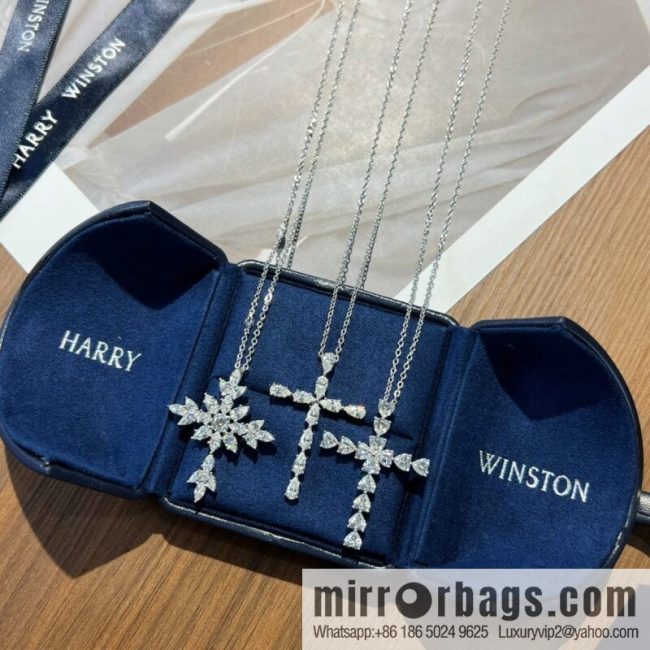 HARRY WINSTON HW Harry Winston cross Cross necklace