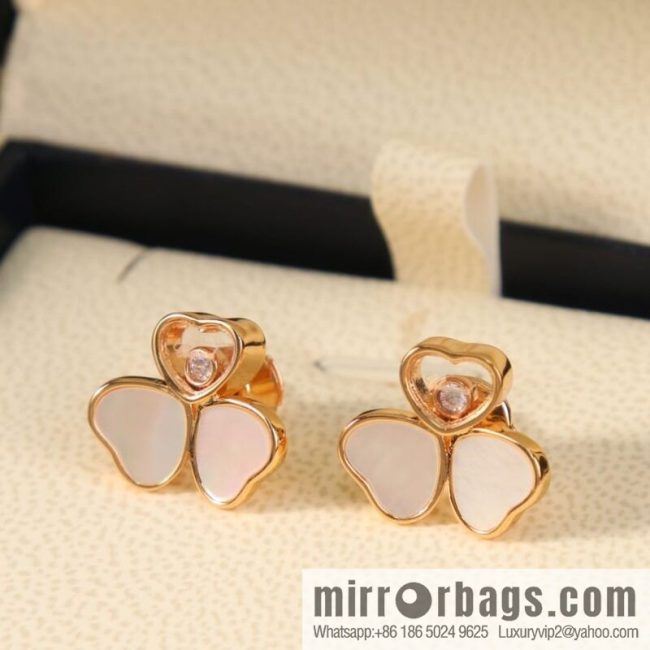 Chopard HAPPY HEARTS three love white shell necklace - Image 3