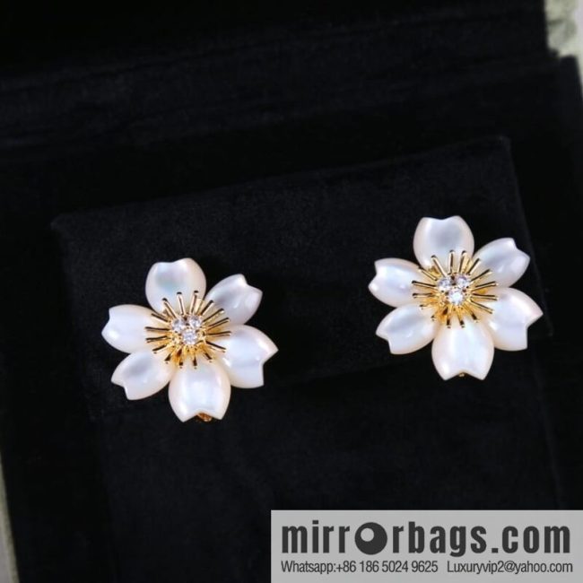 Van Cleef & Arpels Rose de Noel White Fritillary Ear Pat Earrings