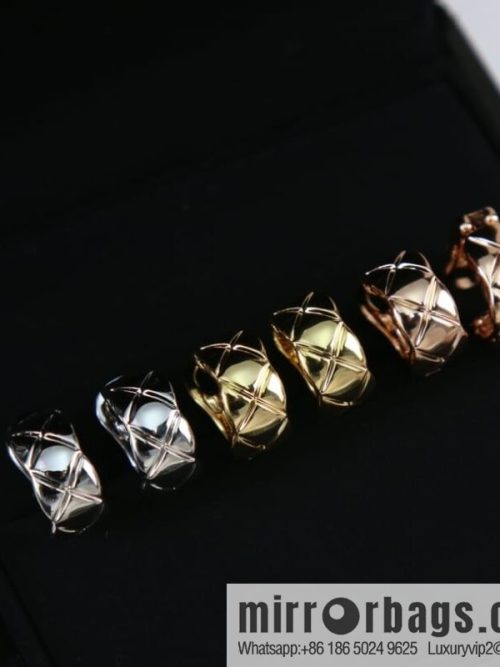 New ☑️ CHANEL Chanel coco crush series rhombus earrings