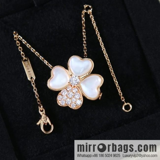 Van Cleef & Arpels cosmos four-leaf clover fritillary necklace