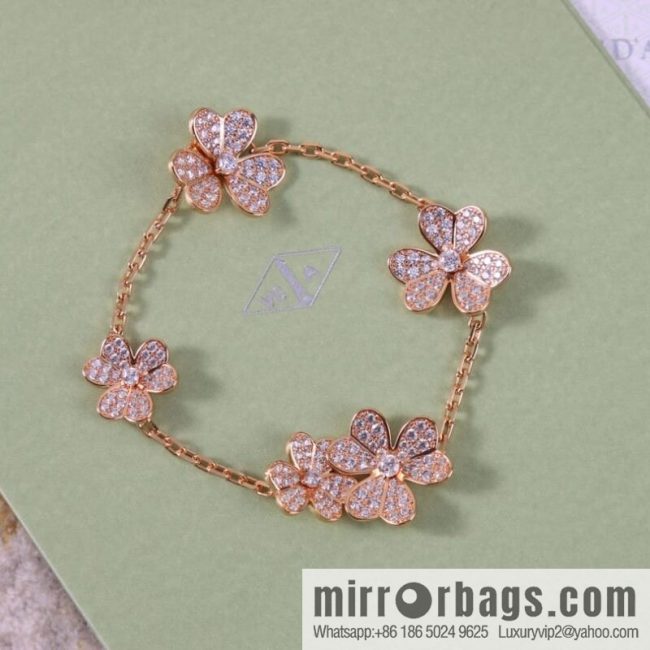 Van Cleef & Arpels Clover ☘️ bracelet - Image 2