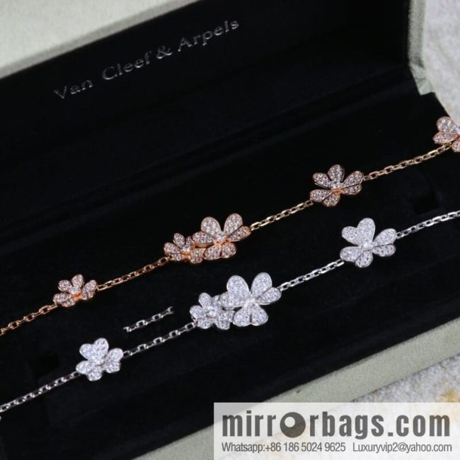 Van Cleef & Arpels Clover ☘️ bracelet
