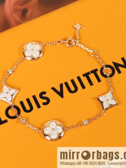 Louis Vuitton Louis Vuitton LV white fritillary five flower bracelet