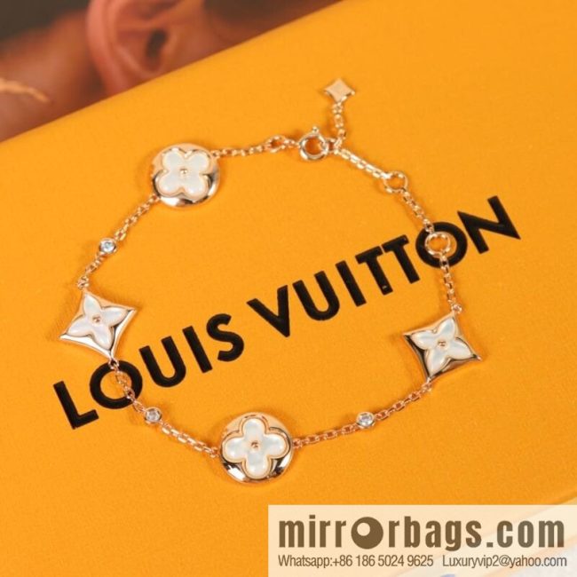 Louis Vuitton Louis Vuitton LV white fritillary five flower bracelet
