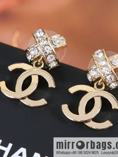 New ☑️ CHANEL Chanel c2 double C cross full diamond stud earrings