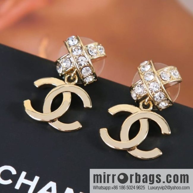 New ☑️ CHANEL Chanel c2 double C cross full diamond stud earrings