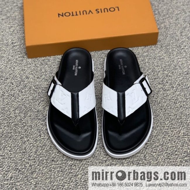 LV/Louis Vuitton white printed men\'s sandals with black outsoles
