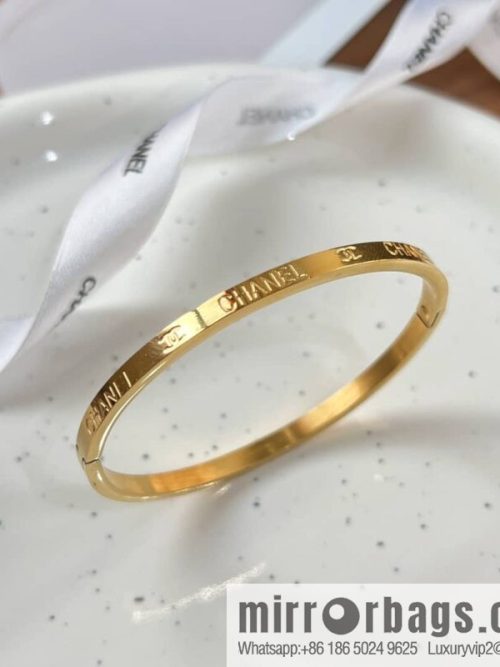 New ☑️ Chanel double c letter gold bracelet bracelet
