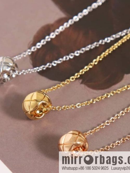 New ☑️ CHANEL Chanel 2022 COCO CRUSH diamond small golden bean necklace