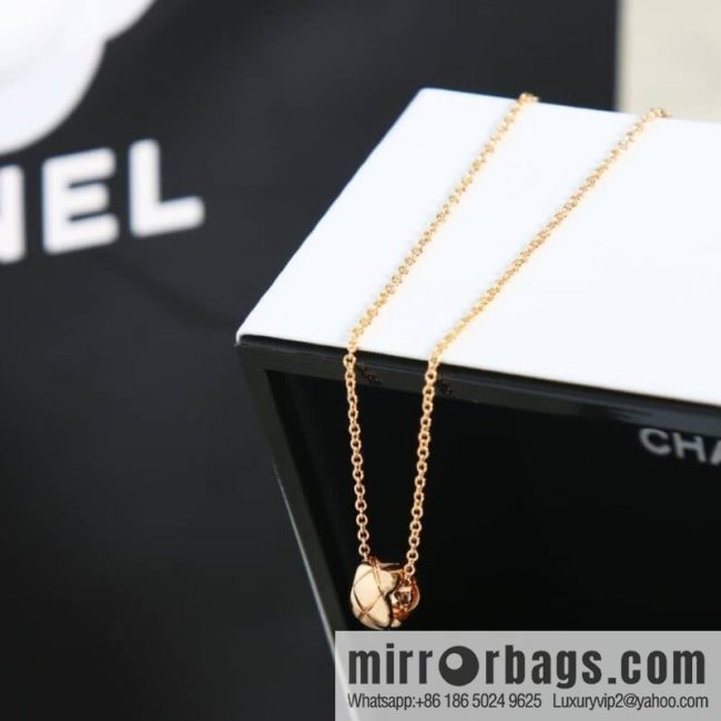 New ☑️ CHANEL Chanel 2022 COCO CRUSH diamond small golden bean necklace - Image 2