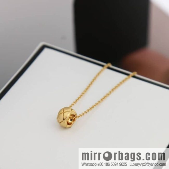 New ☑️ CHANEL Chanel 2022 COCO CRUSH diamond small golden bean necklace - Image 3