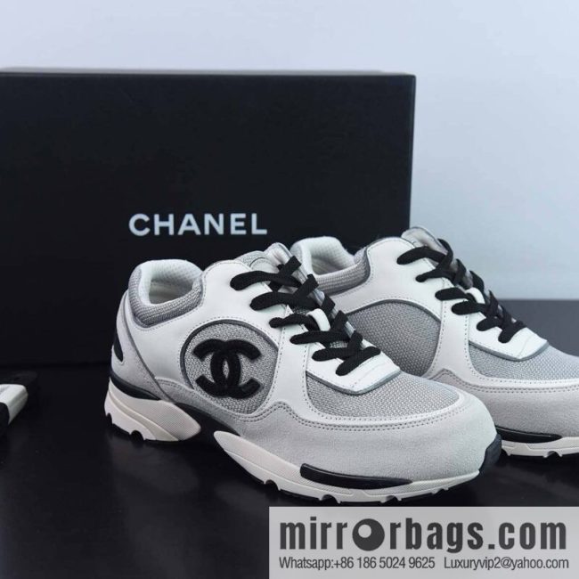 CHANEL Chanel 2022 top sports series, white gray and black, item number: G39068.