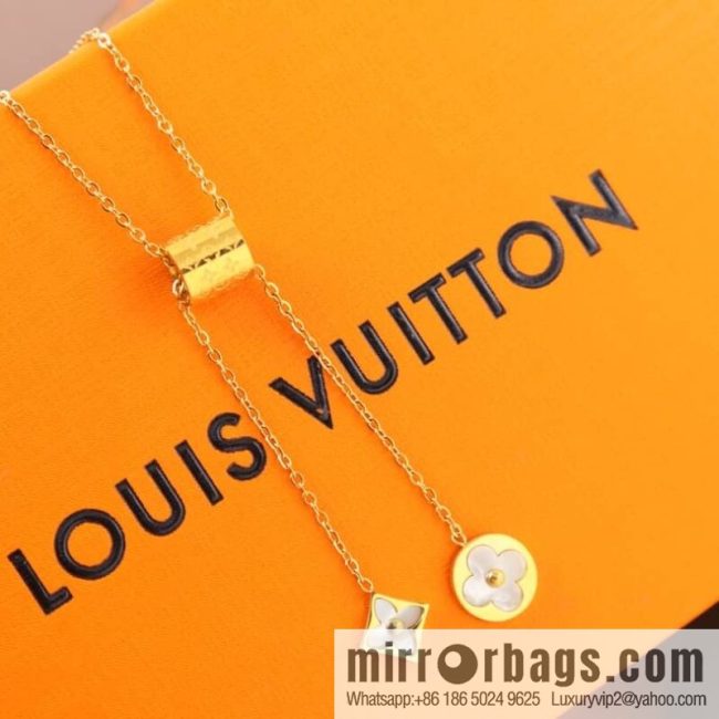 Louis Vuitton Louis Vuitton LV white shell monogram fringed necklace