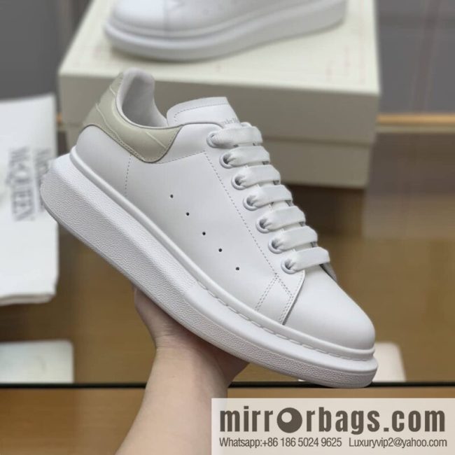 McQueen [MQ Light Gray Crocodile Tail] Upgraded MQ~ Unisex sneakers of the same style