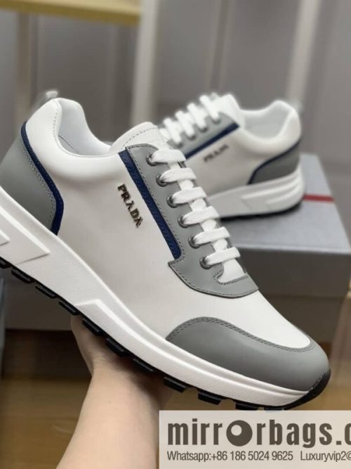 PRADA Prada uses soft leather (fabric), tongue embossed logo letters men\'s sneakers