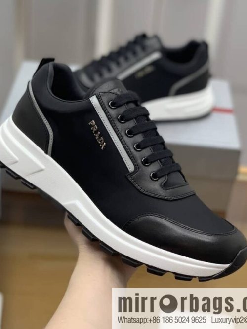 Prada is made of soft leather (fabric) and nylon patchwork men\'s sneakers