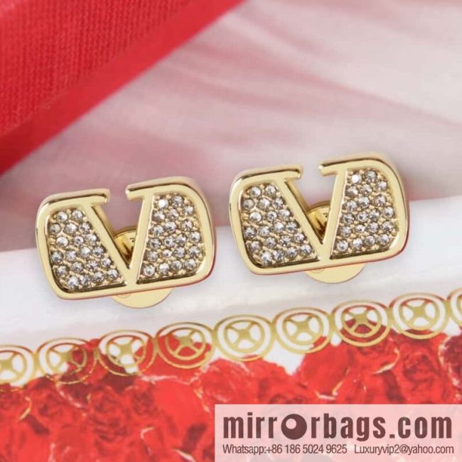 New ☑️ Valentino gold full diamond earrings