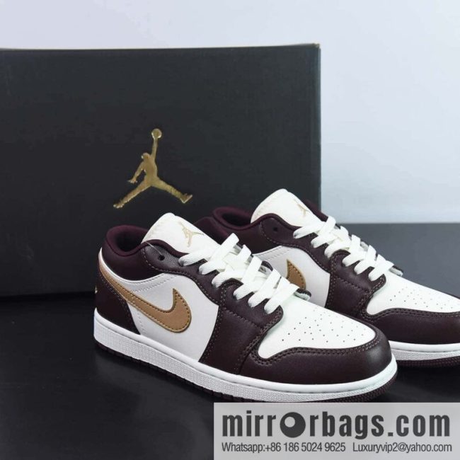 Air Jordan 1 Low AJ1 Mocha, Coffee, Low Top Vintage Basketball Shoes DC0774-200
